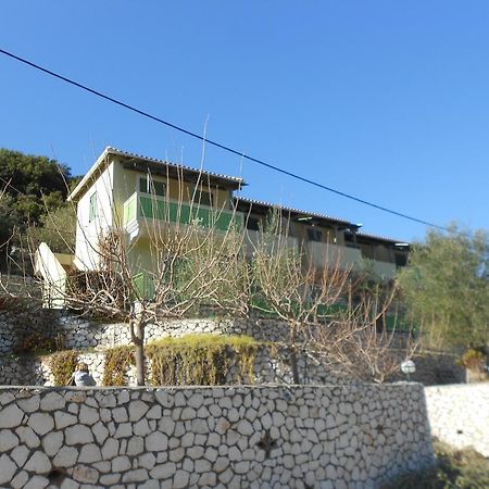 Harmony Apartment Kalamitsi  Exterior photo