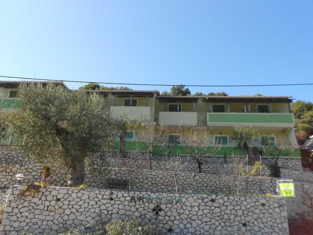 Harmony Apartment Kalamitsi  Exterior photo